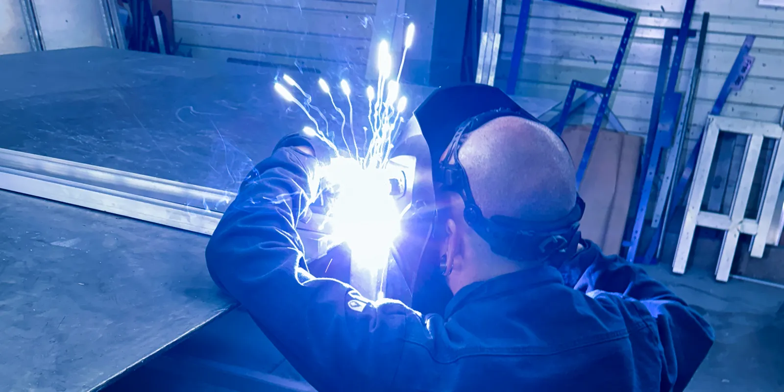 img usine enseigne lumineuse 4