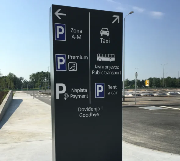 totem signaletique parking
